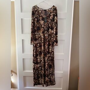 New BCBGMaxAzria Animal Print BCBG Dress Print Maxi Dress
BC32287LD-Spot
